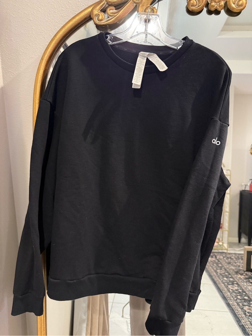 Alo Black Chill Crewneck Pullover
